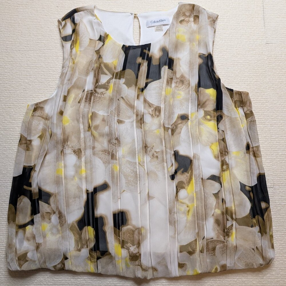 Calvin Klein sleeveless pleated black/white/yellow floral blouse - size Petite M - Picture 8 of 9